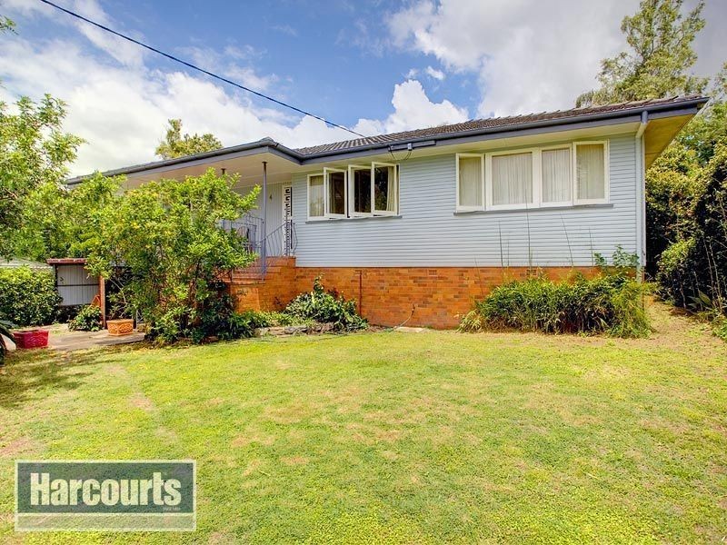 4 Devonhill Street, The Gap QLD 4061