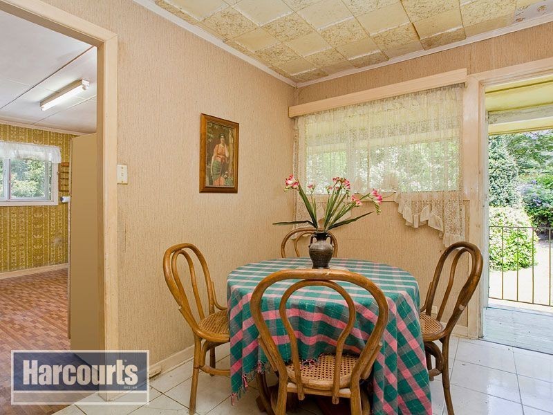 4 Devonhill Street, The Gap QLD 4061