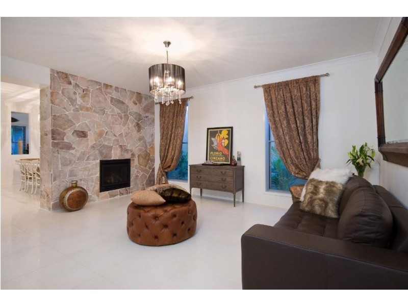 17 Victoria Street, Ashgrove QLD 4060