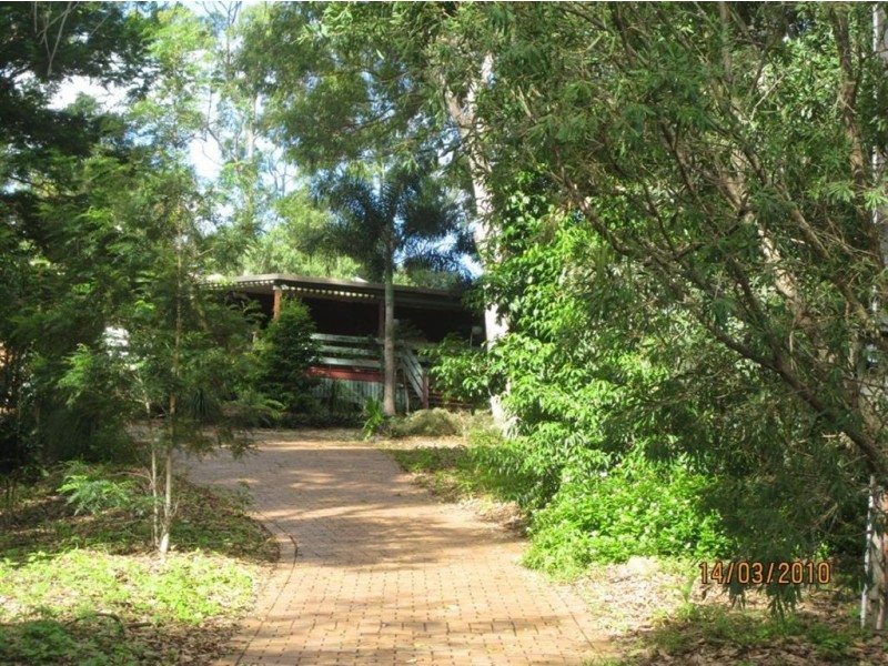 11 Denniston Court, Clear Mountain QLD 4500