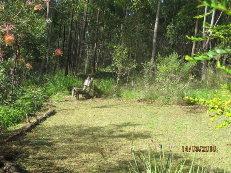 11 Denniston Court, Clear Mountain QLD 4500