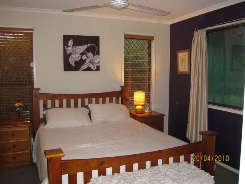 11 Denniston Court, Clear Mountain QLD 4500