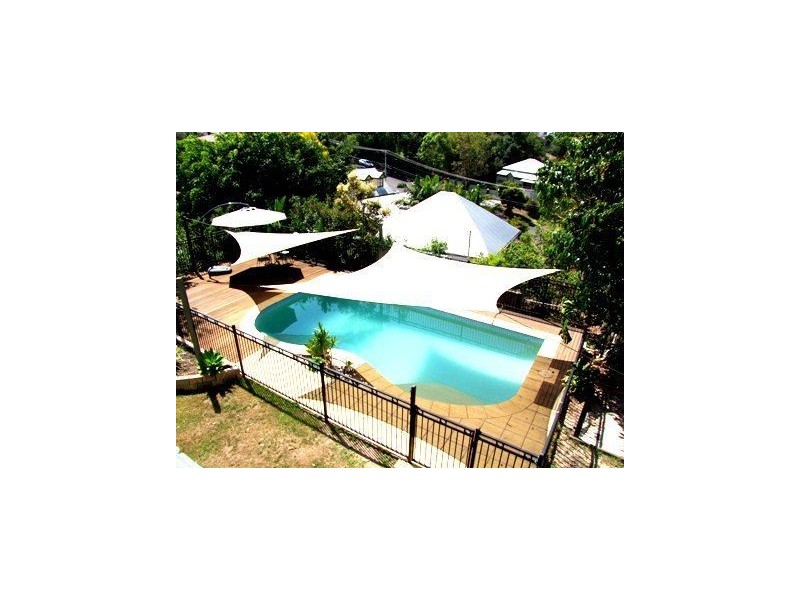 18 Corona Avenue, Ashgrove QLD 4060