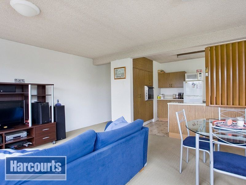 4/12 Underhill Avenue, Indooroopilly QLD 4068