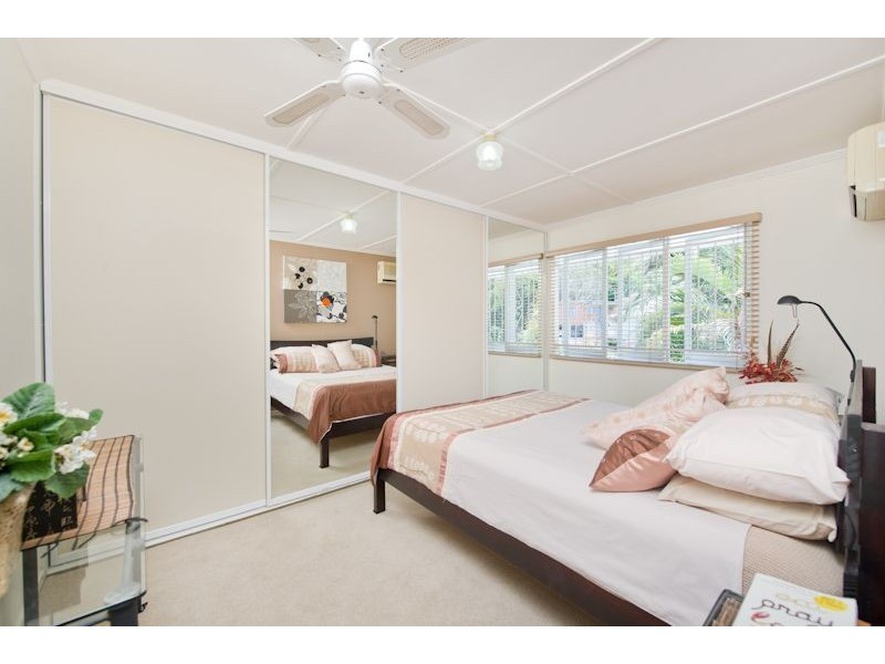 20 Rosewood Street, Bardon QLD 4065