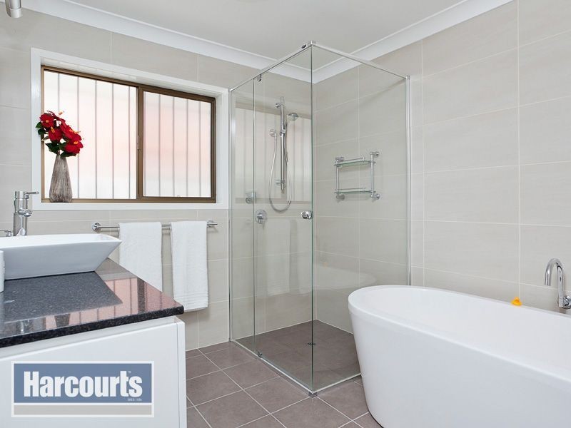 11 Kinbrace Street, Ferny Grove QLD 4055