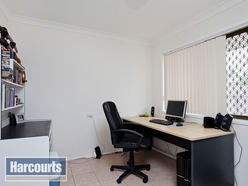 11 Kinbrace Street, Ferny Grove QLD 4055