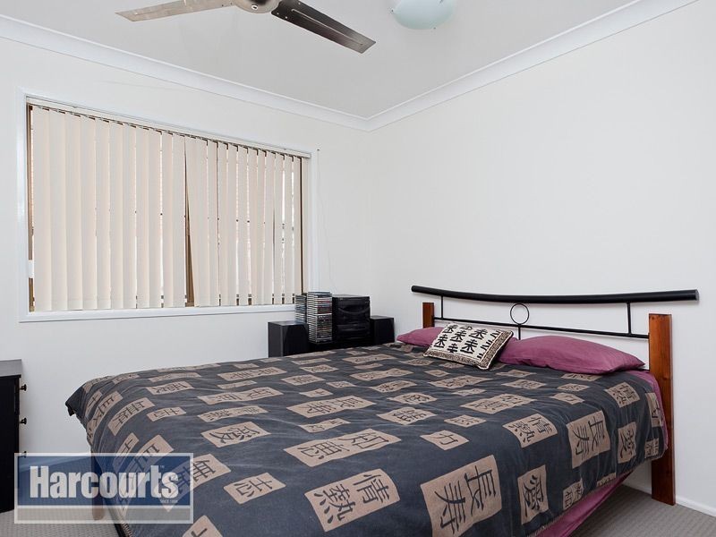 11 Kinbrace Street, Ferny Grove QLD 4055