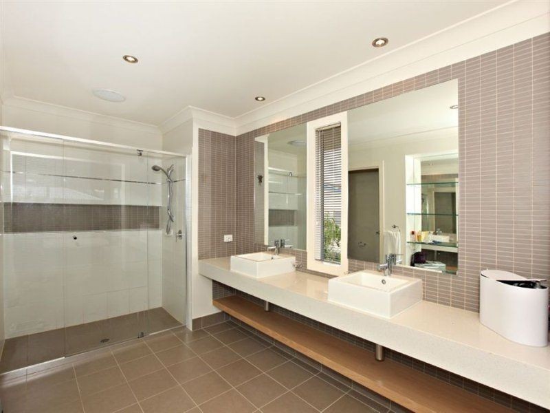 1273 Waterworks Road, The Gap QLD 4061