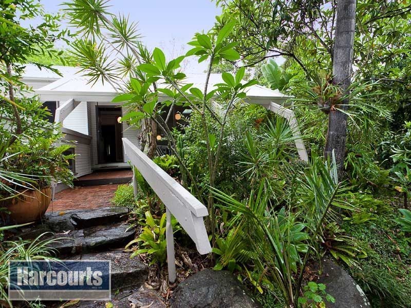 20 Paten Road, The Gap QLD 4061