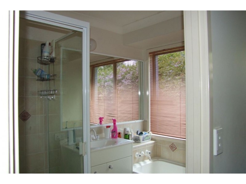 103 Woorama Street, The Gap QLD 4061