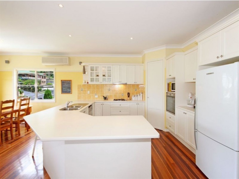 77 Kays Road, The Gap QLD 4061