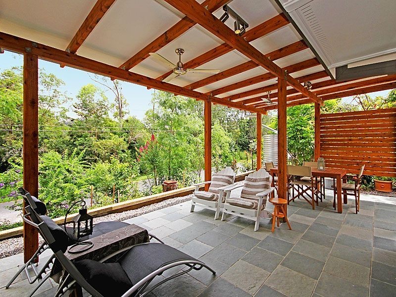 1 Jirrima Street, The Gap QLD 4061