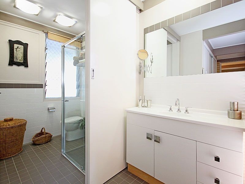 1 Jirrima Street, The Gap QLD 4061