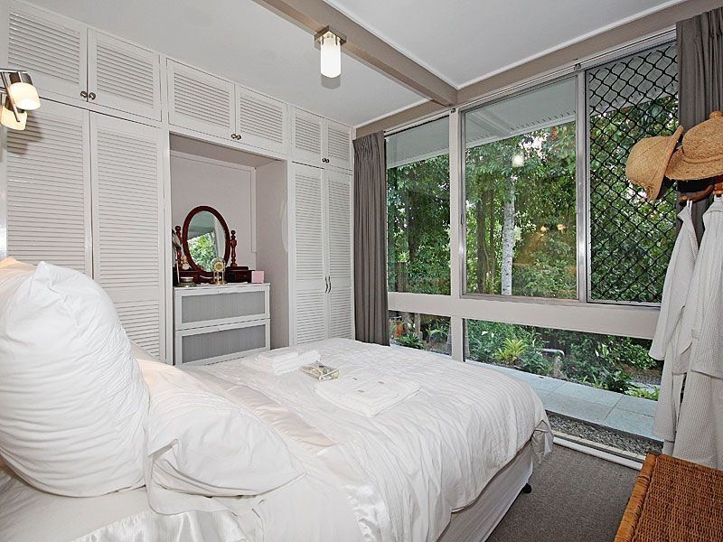 1 Jirrima Street, The Gap QLD 4061