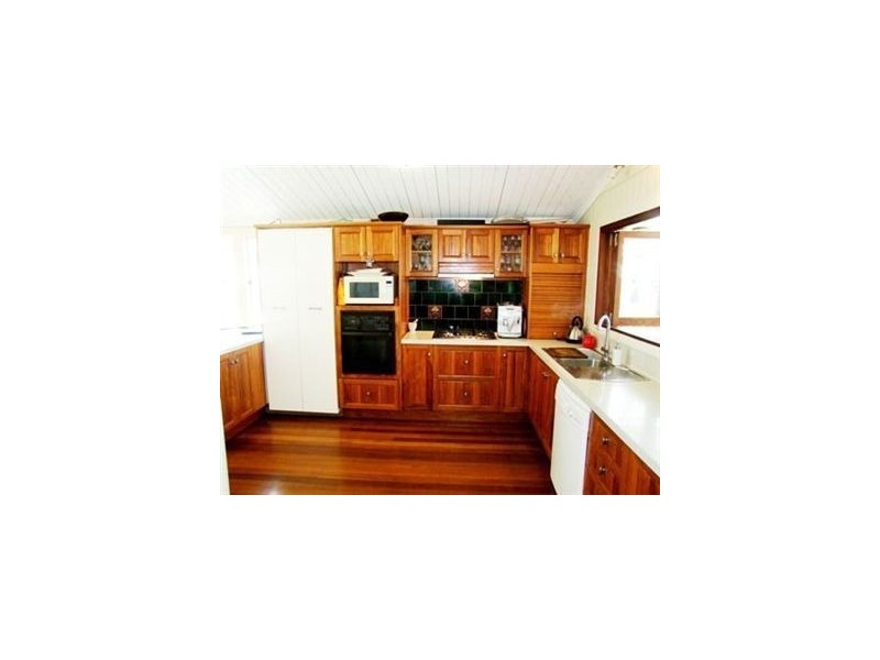 29 Kinkade Ave, Ashgrove QLD 4060