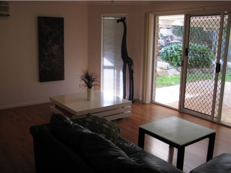 12 Chiswick Place, Forest Lake QLD 4078