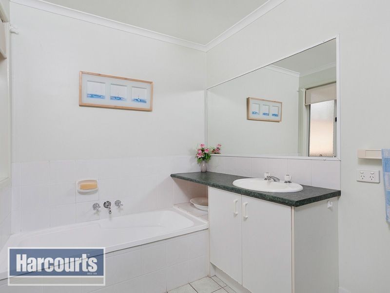 100 Glenholm St, Mitchelton QLD 4053