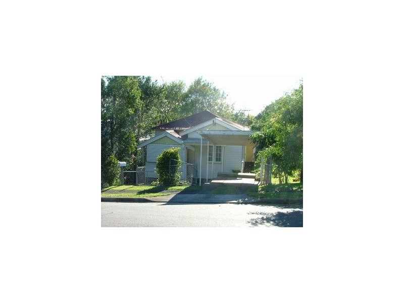 15 Accession St, Bardon QLD 4065