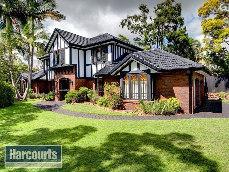 10 Gleneden Court, The Gap QLD 4061