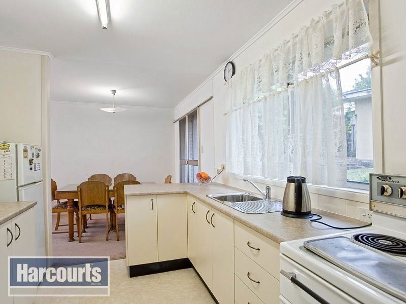 16 Madeira Street, The Gap QLD 4061