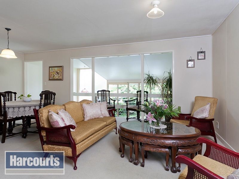 8 Kernel Street, The Gap QLD 4061