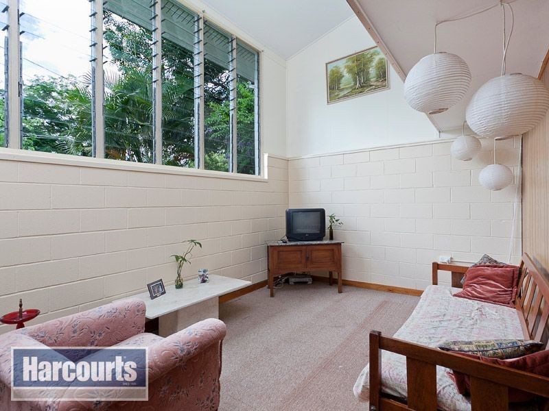 8 Kernel Street, The Gap QLD 4061