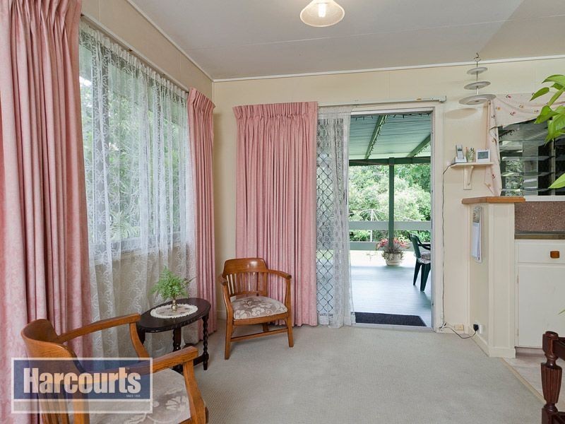 8 Kernel Street, The Gap QLD 4061