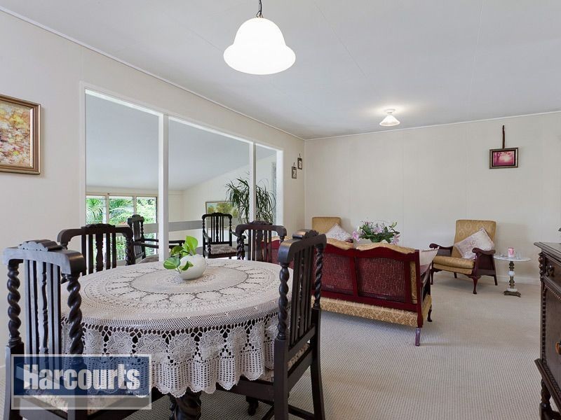 8 Kernel Street, The Gap QLD 4061