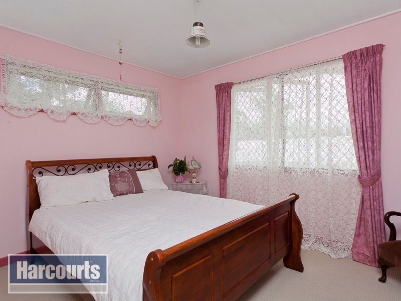 8 Kernel Street, The Gap QLD 4061