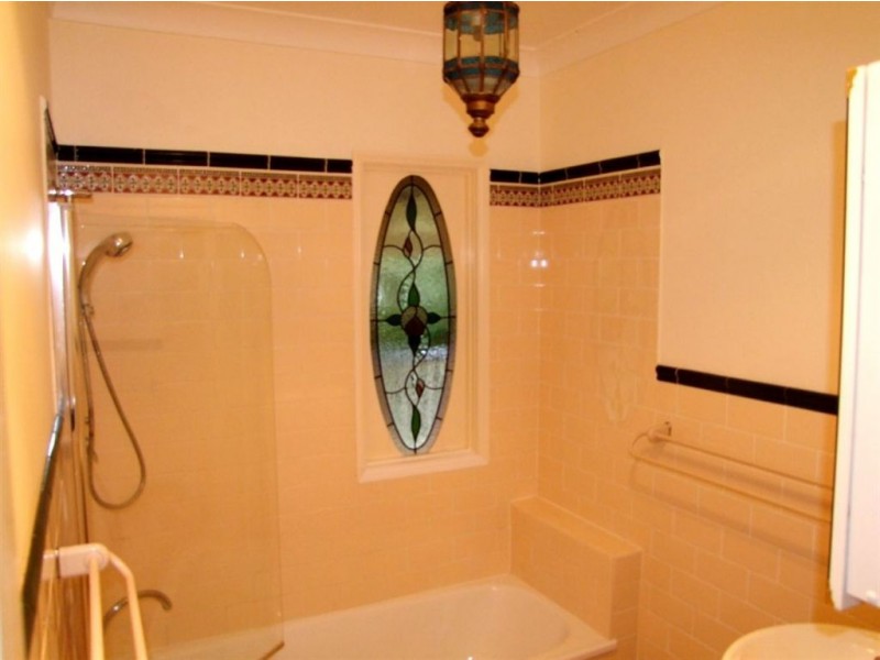 75 St Vincent Street, Ashgrove QLD 4060