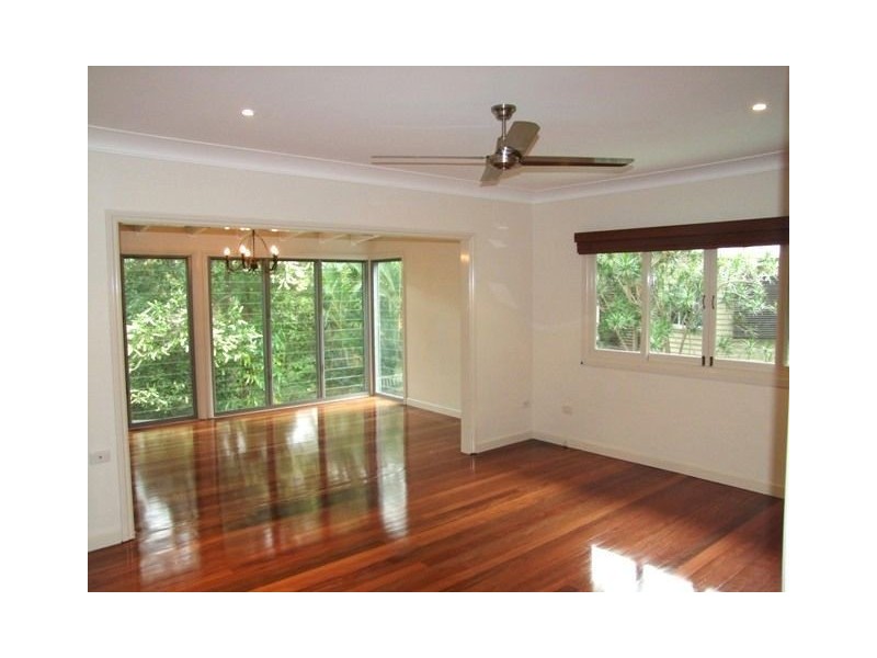 82 Outlook Crescent, Bardon QLD 4065