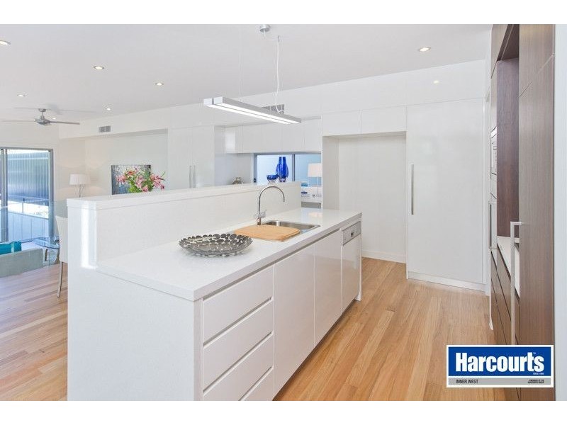 48 Burnham Road, Bardon QLD 4065