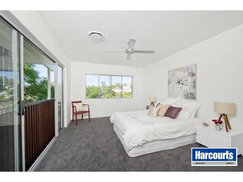 48 Burnham Road, Bardon QLD 4065