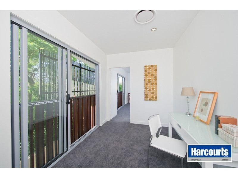 48 Burnham Road, Bardon QLD 4065