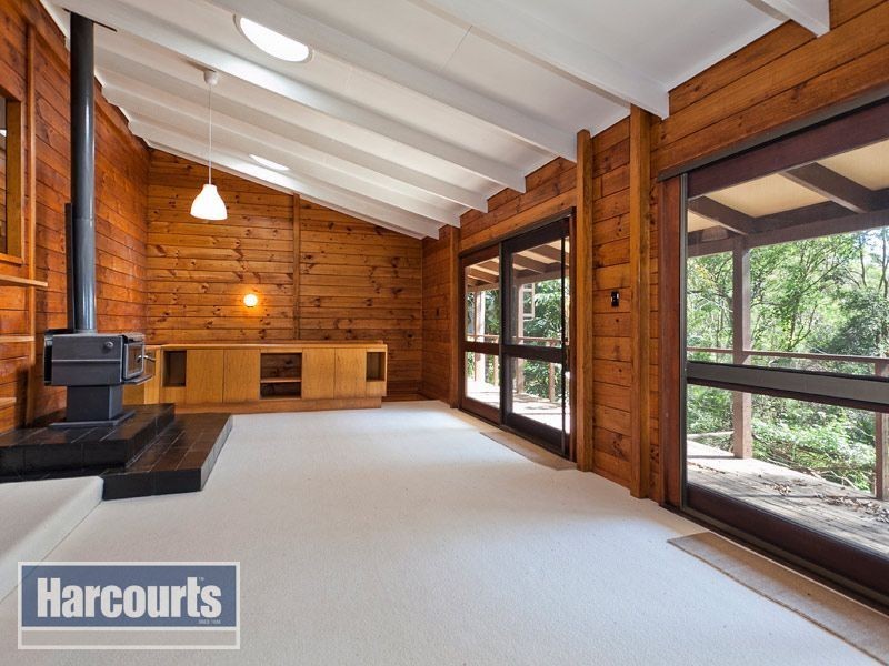 12 Bulcock Ave, Mount Nebo QLD 4520