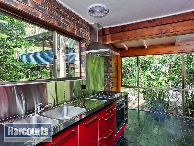 12 Bulcock Ave, Mount Nebo QLD 4520