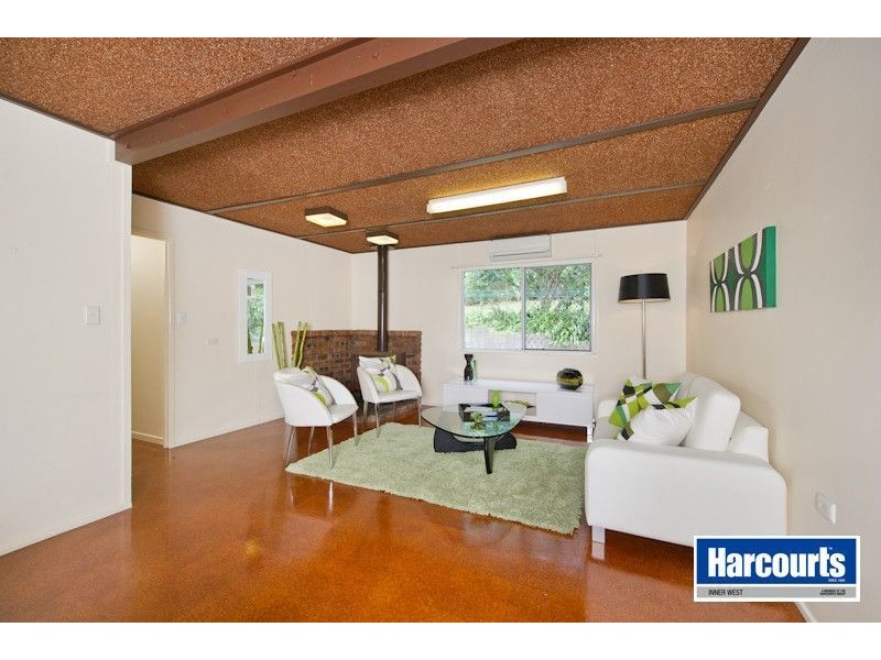 21 Trinder Road, Ashgrove QLD 4060