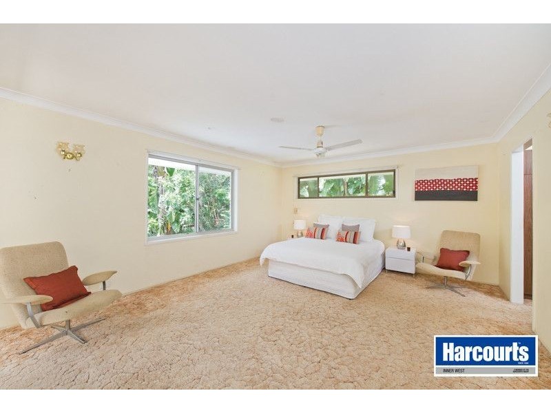 21 Trinder Road, Ashgrove QLD 4060