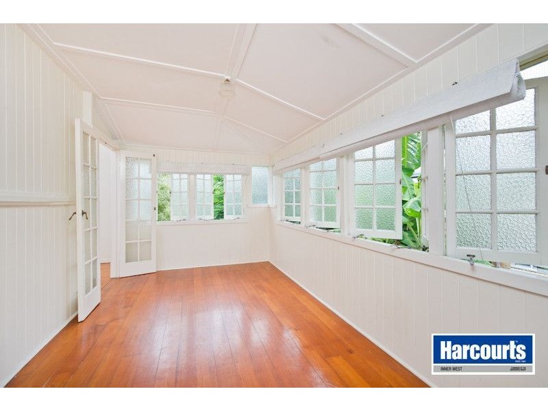 14 Glory Street, Ashgrove QLD 4060