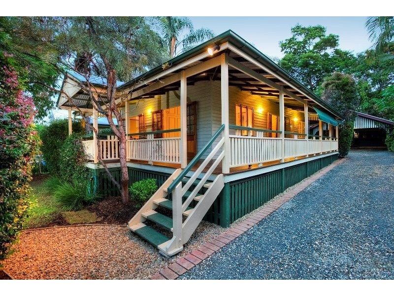 19 Moonya Street, Bardon QLD 4065