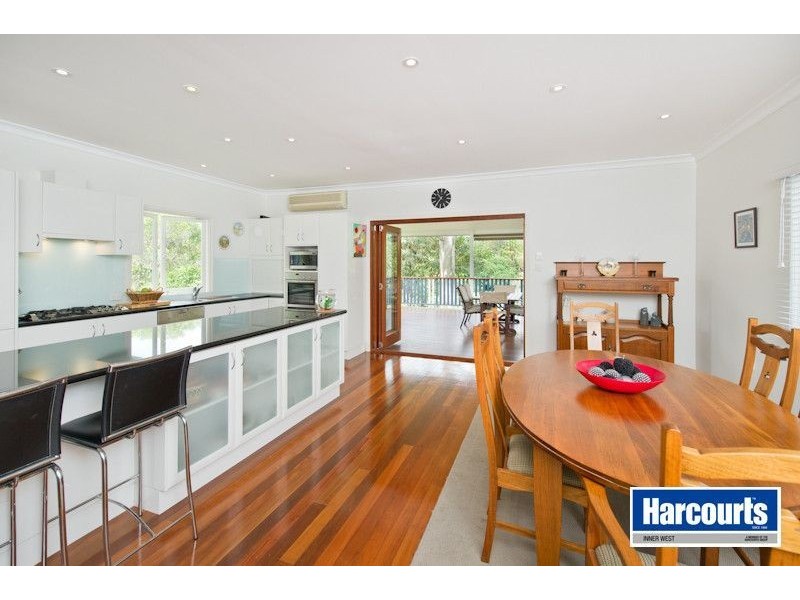 100 Frasers Road, Ashgrove QLD 4060