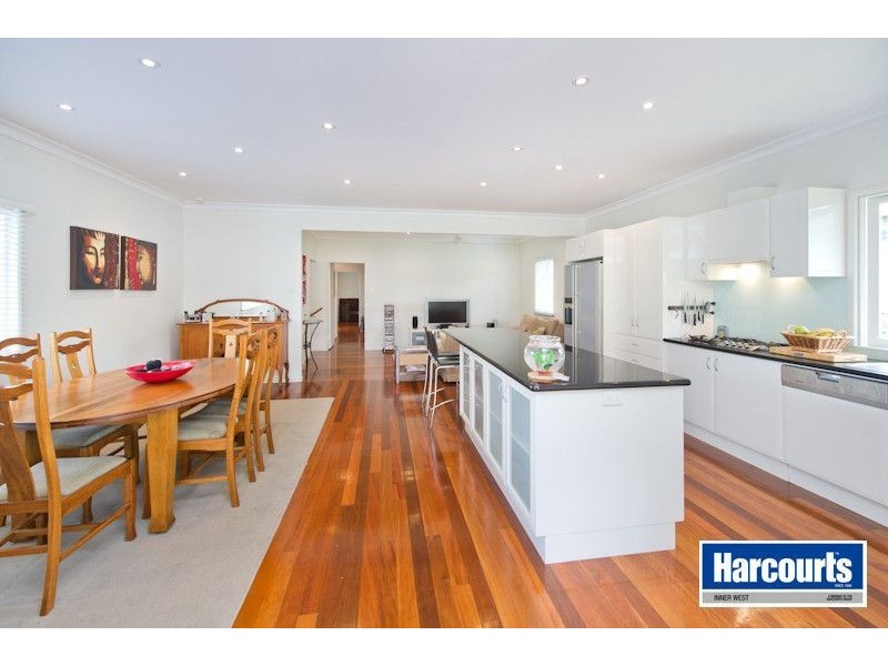 100 Frasers Road, Ashgrove QLD 4060
