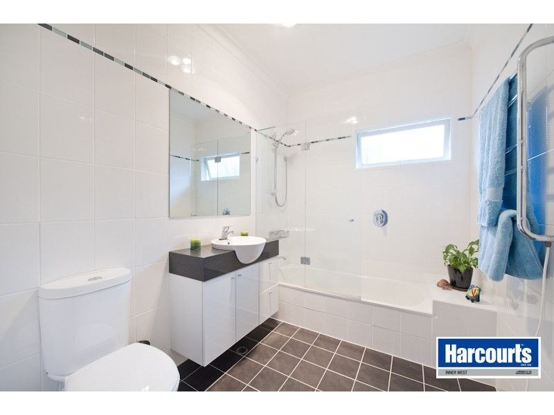 100 Frasers Road, Ashgrove QLD 4060