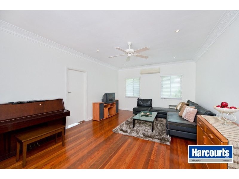 100 Frasers Road, Ashgrove QLD 4060