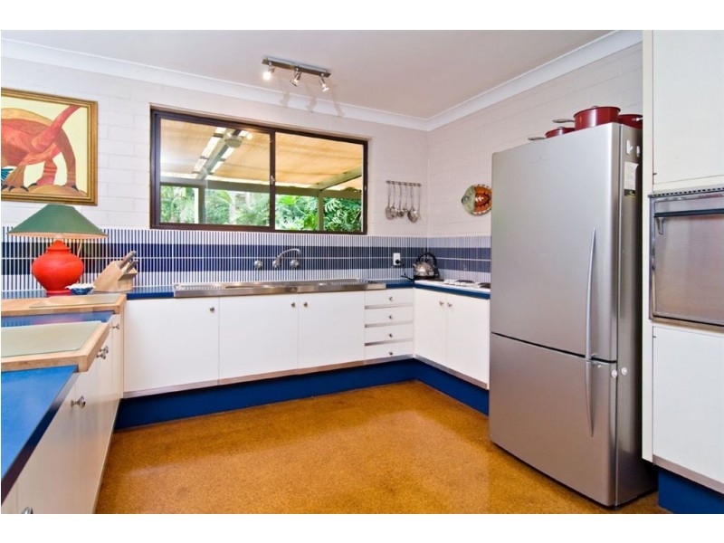 4 Tallawong Place, The Gap QLD 4061