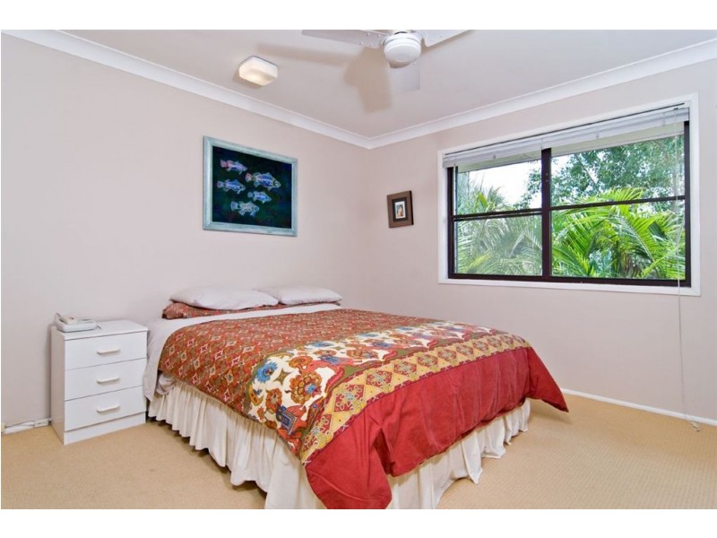 4 Tallawong Place, The Gap QLD 4061