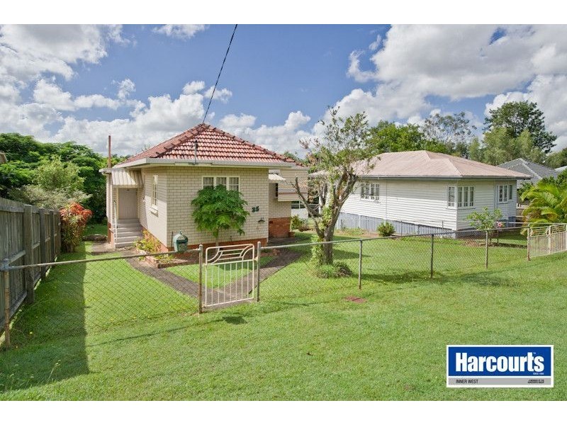 35 Moore Street, Enoggera QLD 4051