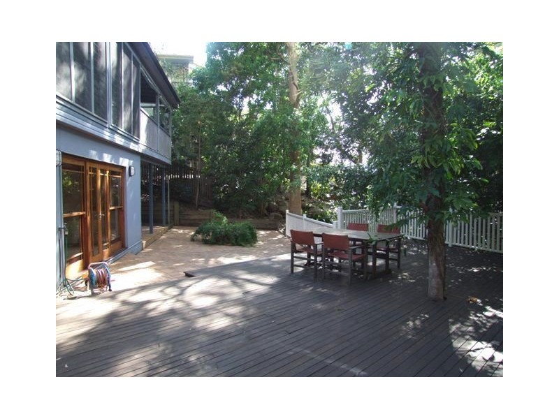 82 Outlook Crescent, Bardon QLD 4065