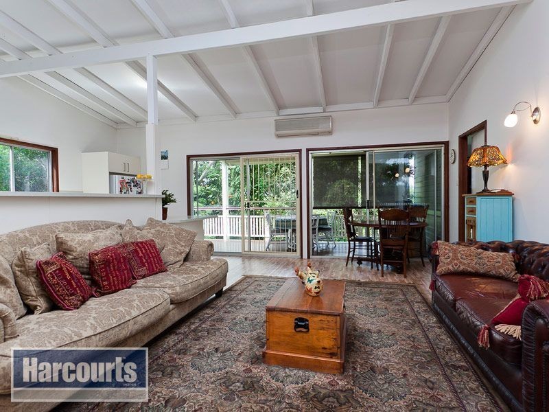 37 Grand Parade, Ashgrove QLD 4060